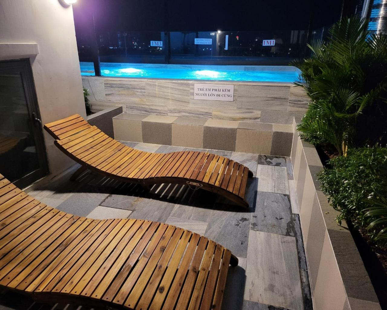 Ruby Hotel Vĩnh Long Екстериор снимка