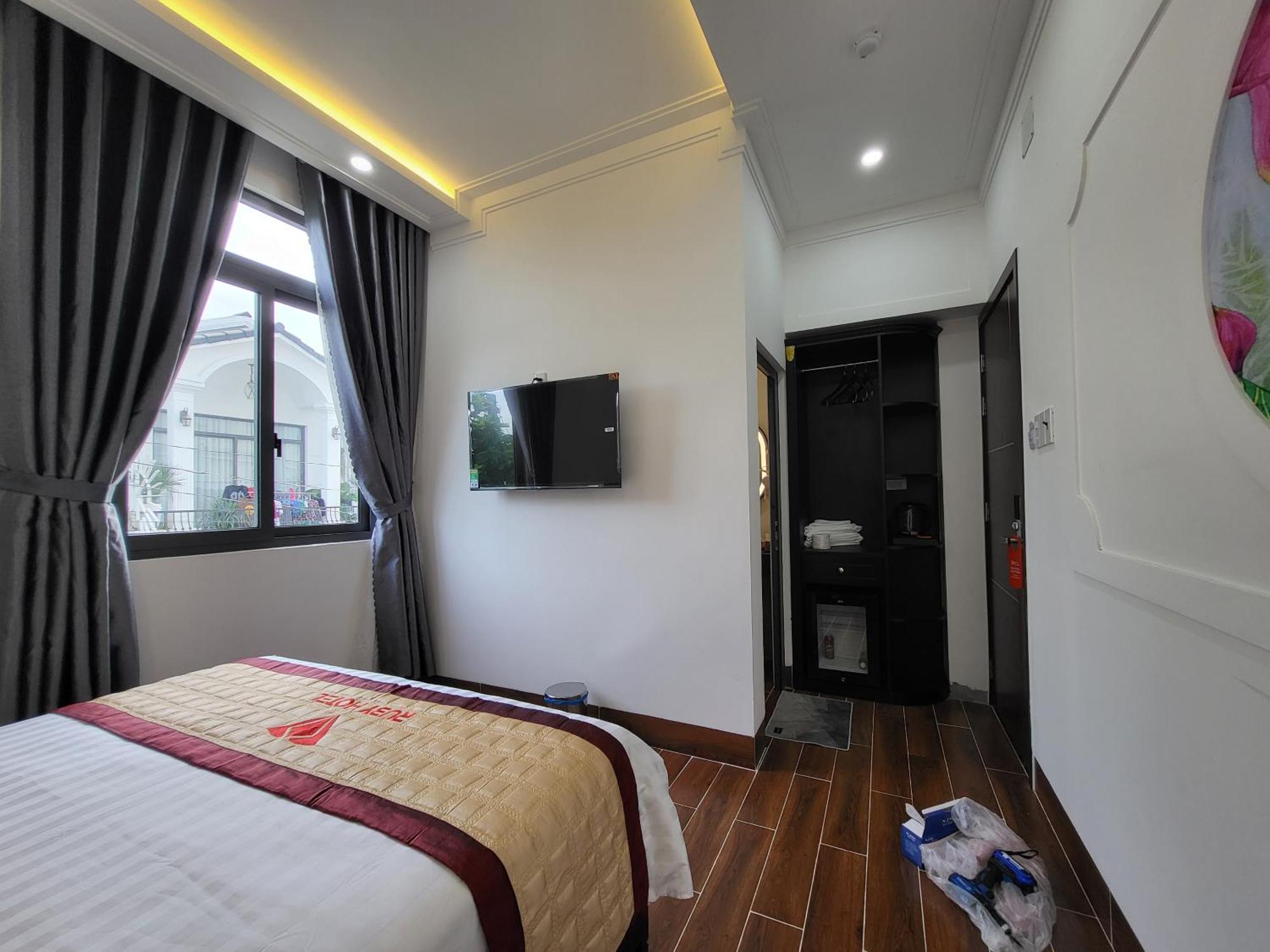 Ruby Hotel Vĩnh Long Екстериор снимка