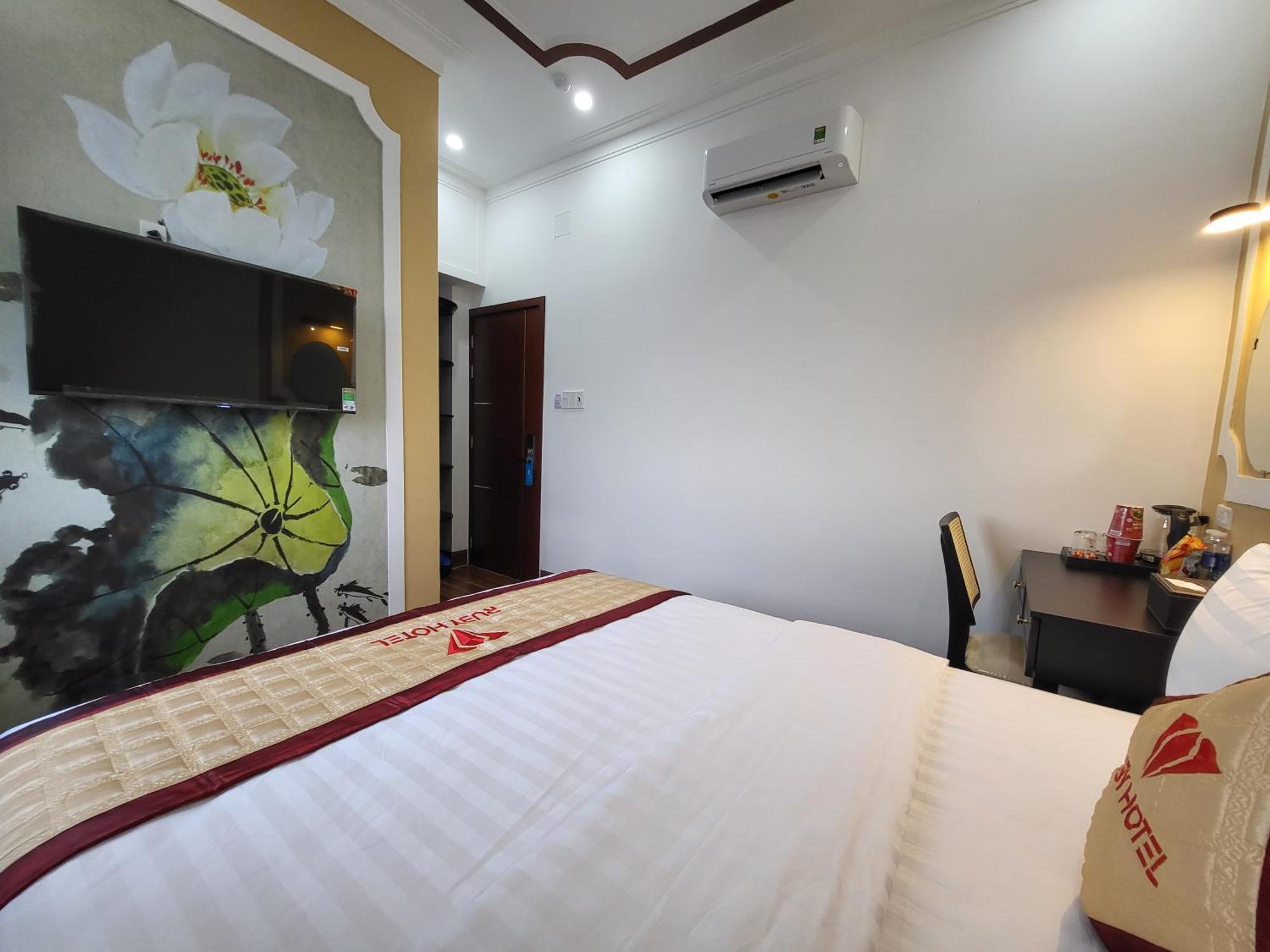 Ruby Hotel Vĩnh Long Екстериор снимка