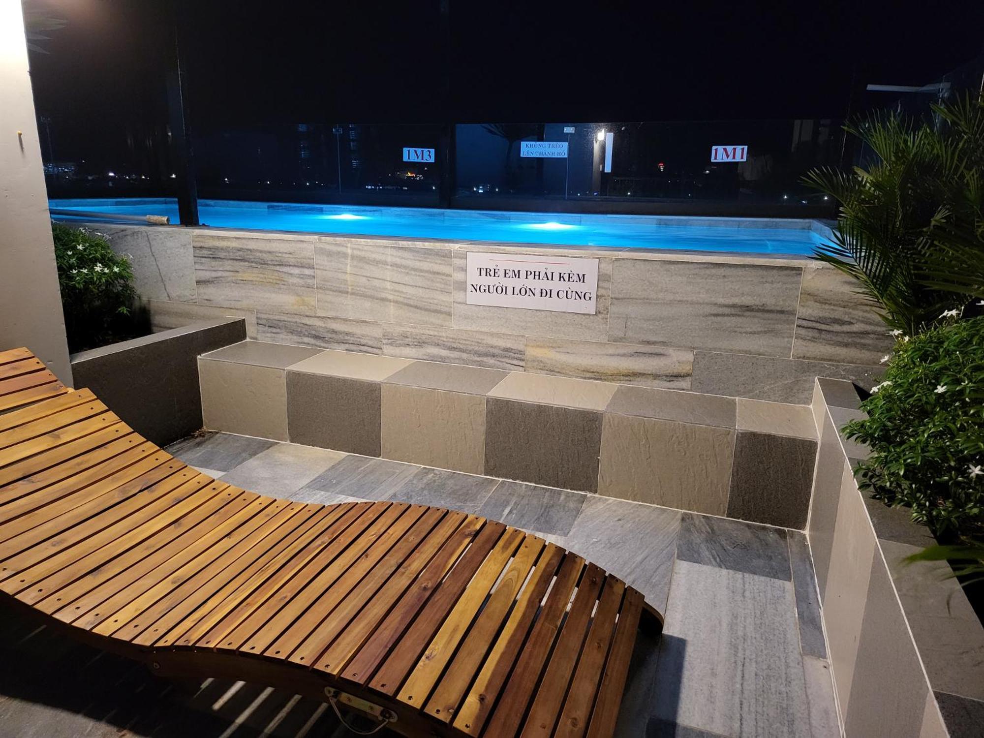 Ruby Hotel Vĩnh Long Екстериор снимка